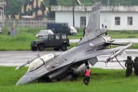 揭秘台湾空军6条战备跑道，公路改建而成，为什么有的自废武功？图片