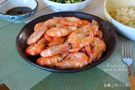 虾头里面的是“精华”还是“屎”？到底能不能吃？终于搞明白了图片
