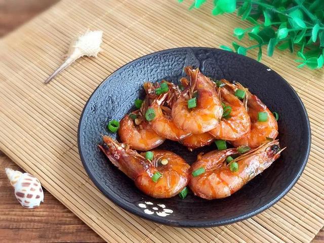 老何说菜丨美极虾简约不简单，鲜到爆