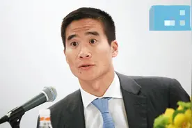 他名下超15000套房产，每年收租300亿，堪称“第一房东”图片