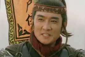 鲁智深、杨志都不行，董平为何却成梁山五虎将？你看宋江说了些啥图片