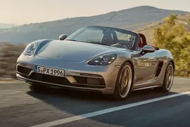 全年进口车将超8000辆 90%为保时捷 重庆已成内陆整车进口重要口岸图片