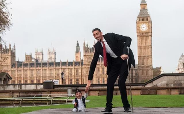 通过断食，瘦下来后，发现我竟然长高了3厘米