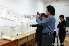 大学四年“花销很大”的7个专业，家境不好不建议报考图片