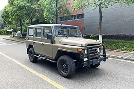 北京BJ212新车型曝光，方门硬顶，搭载2.0L五菱柳机动力图片