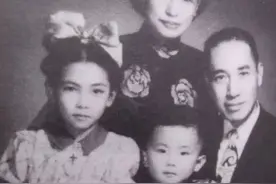 隔辈亲：含饴弄孙，天伦之乐图片