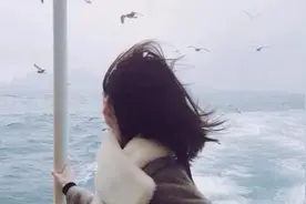 讲述：我俩与同一个男人，不堪回首的年月图片