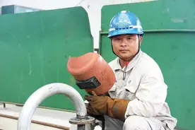 孙国伟：福建拥有电焊界“奥斯卡”级别证书第一人图片