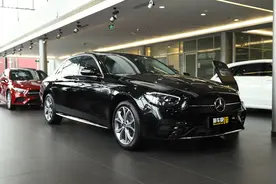 到店体验全新奔驰E级 看完内饰 才知道什么是奢华图片