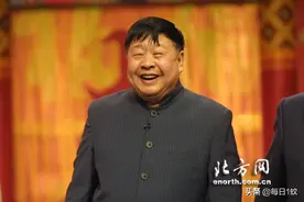 相声《传谣》刘伟趣说马季传言，包袱不断笑得观众肚子疼图片