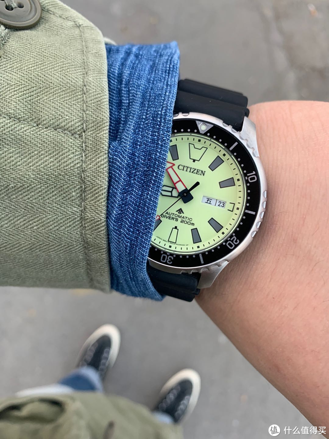 �ɻ���������������߱Ƹ�˿�ǧԪ�����