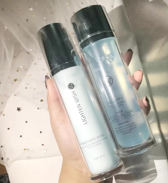 敏感肌能用的洗面奶并不多，除了芙丽芳丝就数它了，别再交智商税