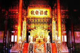 故宫500年龙椅非黄金造？真正材质究竟是啥？皇帝为何这么选？图片