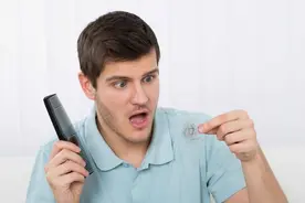 逃不过“秃顶”的宿命？一旦发现自己脱发，这份攻略请你收好图片