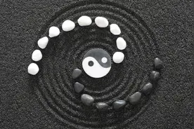 易经：每个人的一生，都有3道坎，忍耐过去的人，才能变得强大图片