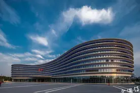 首条开进6+1区域的快速公交——K5线到温江图片