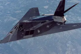 1983年就已服役，至今仍具备隐身优势，F117为何却突然退役？图片