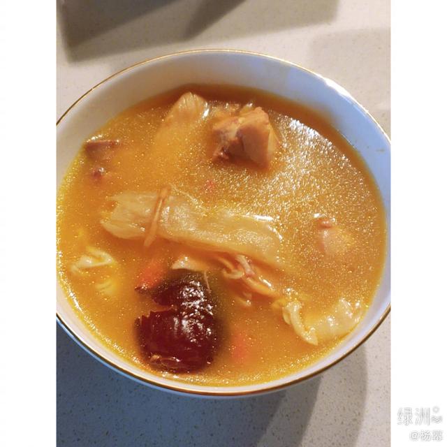 花胶排骨虫草花红枣 2026年花胶虫草排骨汤做法与功效