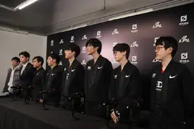 EDG赛后群访 Viper：感觉LPL和LCK差距并不大图片