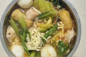 它是麻辣烫里面价格相对高的菜，很少有人选择，老板可高兴了图片