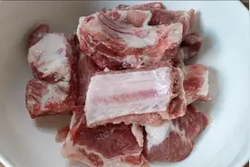 排骨千万不要直接焯水，多加这两步，软烂入味不腥不柴，鲜嫩多汁图片