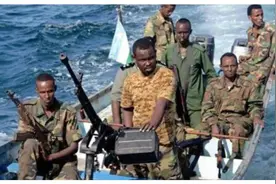 杀害中国船员，劫掠国家军事坦克，索马里海盗为何如此猖狂？图片