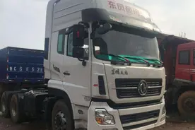 土豪脑洞新奇，将800w半挂车改成中国风“酒店”，车内还有服务员图片