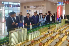 皋兰县委书记康石深入九合镇调研工作图片