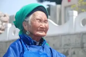 儿子赵占英21岁牺牲，母亲20年后才去到墓前，一句话引人泪目图片