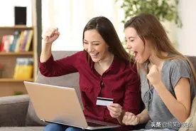 爆笑经典糗事笑话，经典火车搞笑冷笑话图片