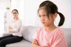 “别对孩子开玩笑！”小心大人的恶趣味伤到孩子，拒绝中国式逗娃图片