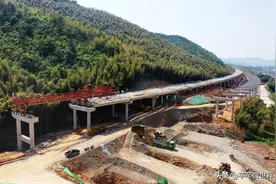 苏浙在建一条高速，力争今年底通车，优化宜南山区旅游交通环境图片