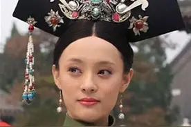 甄嬛传一一富察贵人为什么最终落得发疯的下场?只因走错了三步棋图片