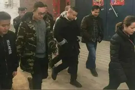 明星老家长什么样？王宝强直接盖大院，赵丽颖老家穷到你不敢相信图片