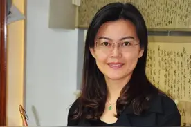 女书法家徐燕，人有古典美，书法有其古韵美，字如其人真不虚图片