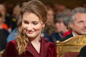 这也太帅了吧！比利时19岁女王储军训照曝光，英姿飒爽意气风发图片