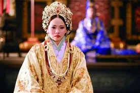 用《三国演义》为引，品群雄割据时代下女子的生存地位图片