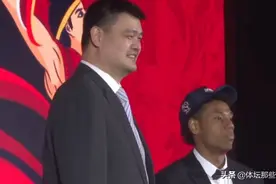 CBA新秀年薪，状元如同一夜暴富，最低收入18万，比打工好图片