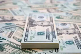 美国为何可以直接给民众发钱，原因有3个，我国也能照做吗？图片