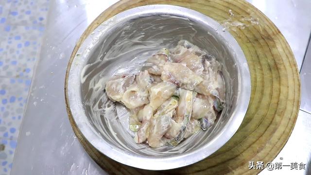 厨师长教你：“水煮鱼”最实用的家常做法，简单易学看一遍就会
