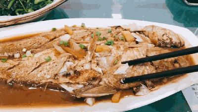 「十堰美食」去了这家只有8张台的人气饺子馆,没吃到饺子却被老板娘的隐藏手艺惊艳