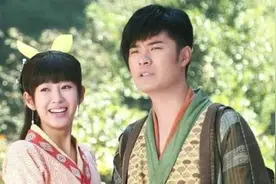陈赫首晒二婚老婆张子萱，结婚5年终于秀恩爱，甜蜜约会不带女儿图片
