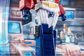 「变形金刚 - Hasbro」 MP44 擎天柱 3/4图片