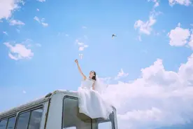 在感情里一再妥协的姑娘，只会让对方更加变本加厉图片