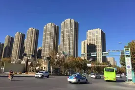 二手房已经有价无市！如果房东死扛着不降价，最后遭殃的是你自己图片