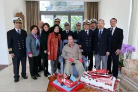 3位副国级4位正部级参加，赌王何鸿燊为何还不能享受国葬待遇？图片