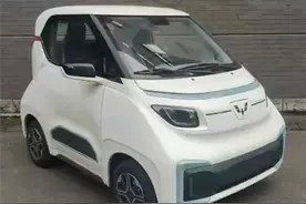 五菱小版“宏光MINI”亮相，一口气降至2万，能否切中年轻人需求图片