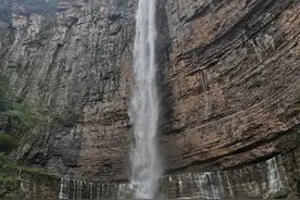 刚下过雨，河南境内观赏瀑布，去这几个地方就够了图片