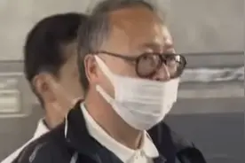 日本男子杀害父母后藏尸冰箱：看动画片总被打扰，无法忍受图片