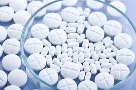 服用二甲双胍多久要补充维生素B12？缺少维生素B12有何身体表现？图片